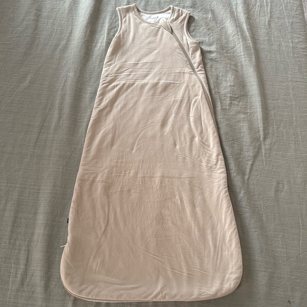 Kyte Baby 1.0 tog sleep bag in Oat